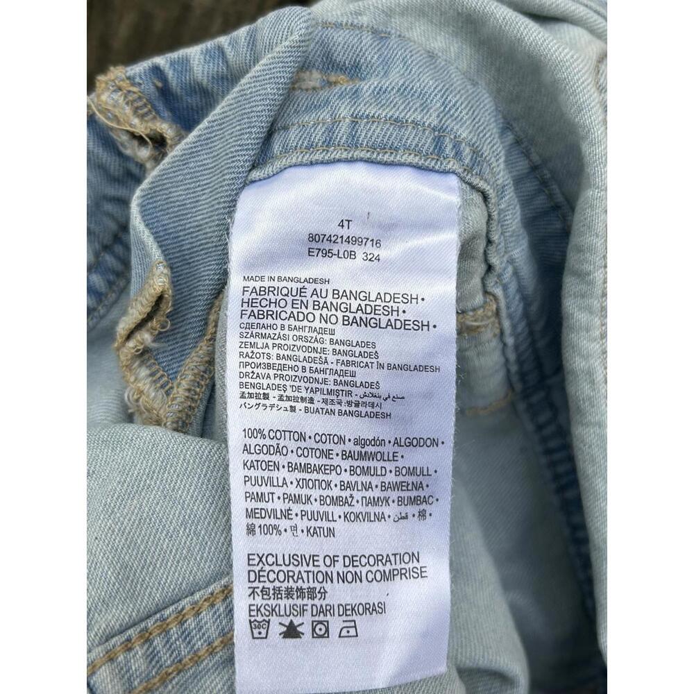 👼Levi's baby girl's  4T denim shortall in a light wash NWT- BUNDLE & SAVE! 🧸🪆 - Picture 9 of 9